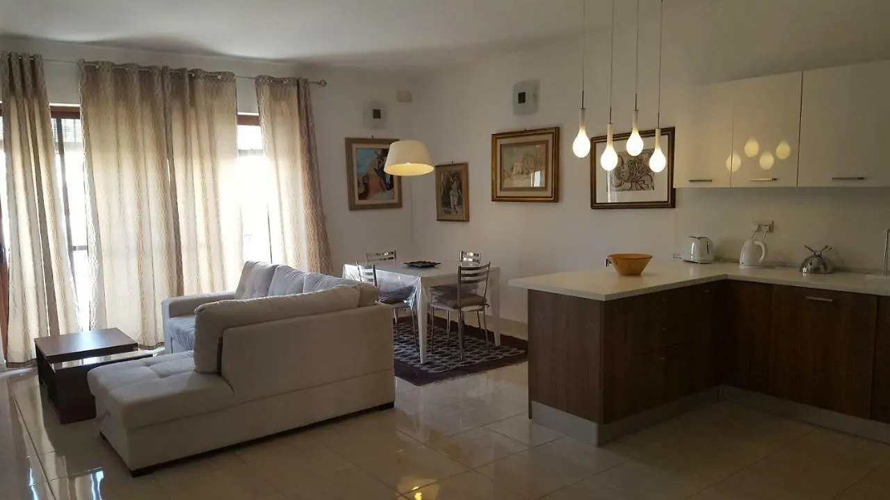Gianni Holiday Home Pietà Apartmán