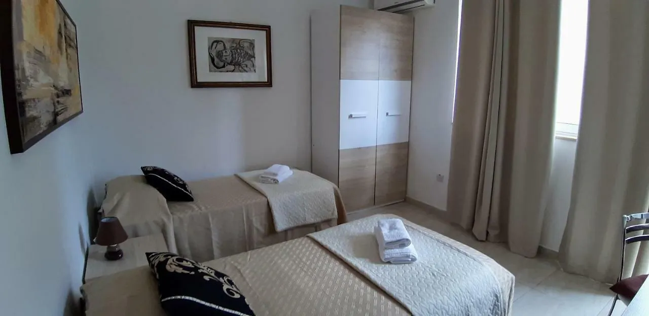Gianni Holiday Home Pietà